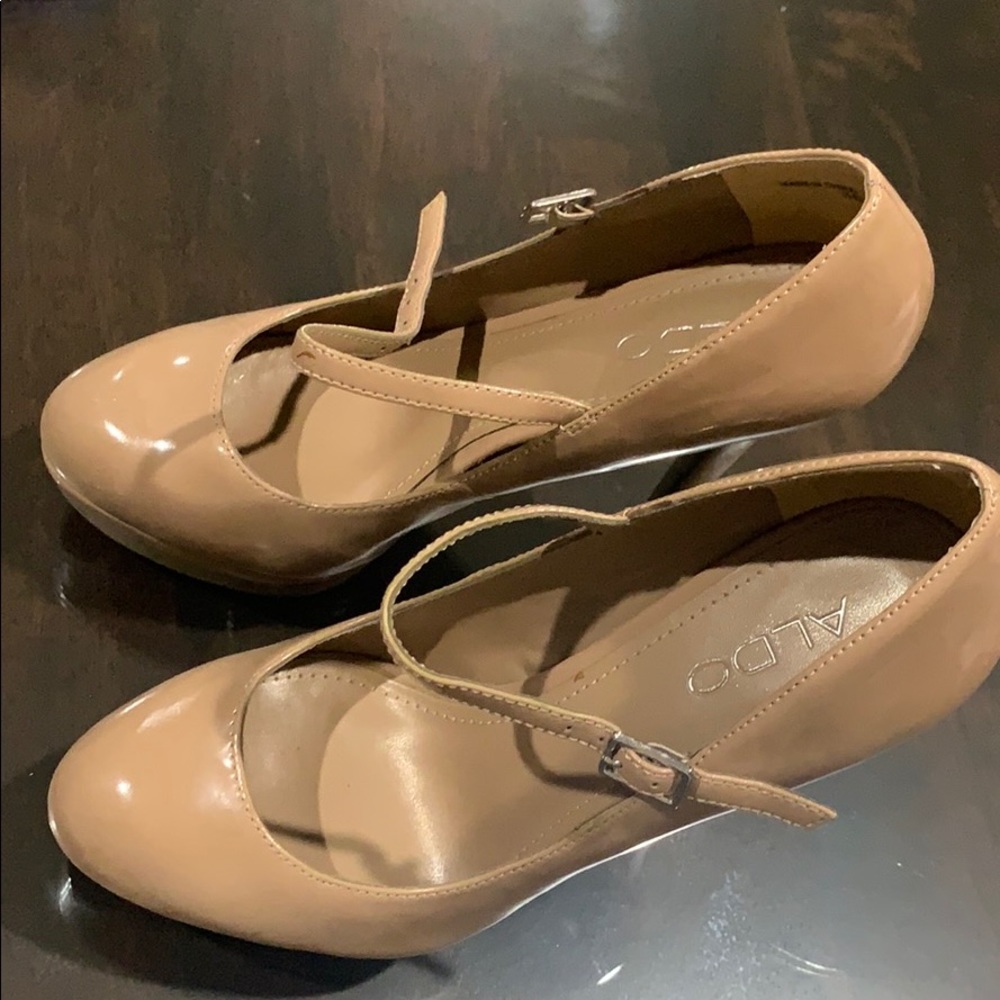 Aldo high heel shoes
